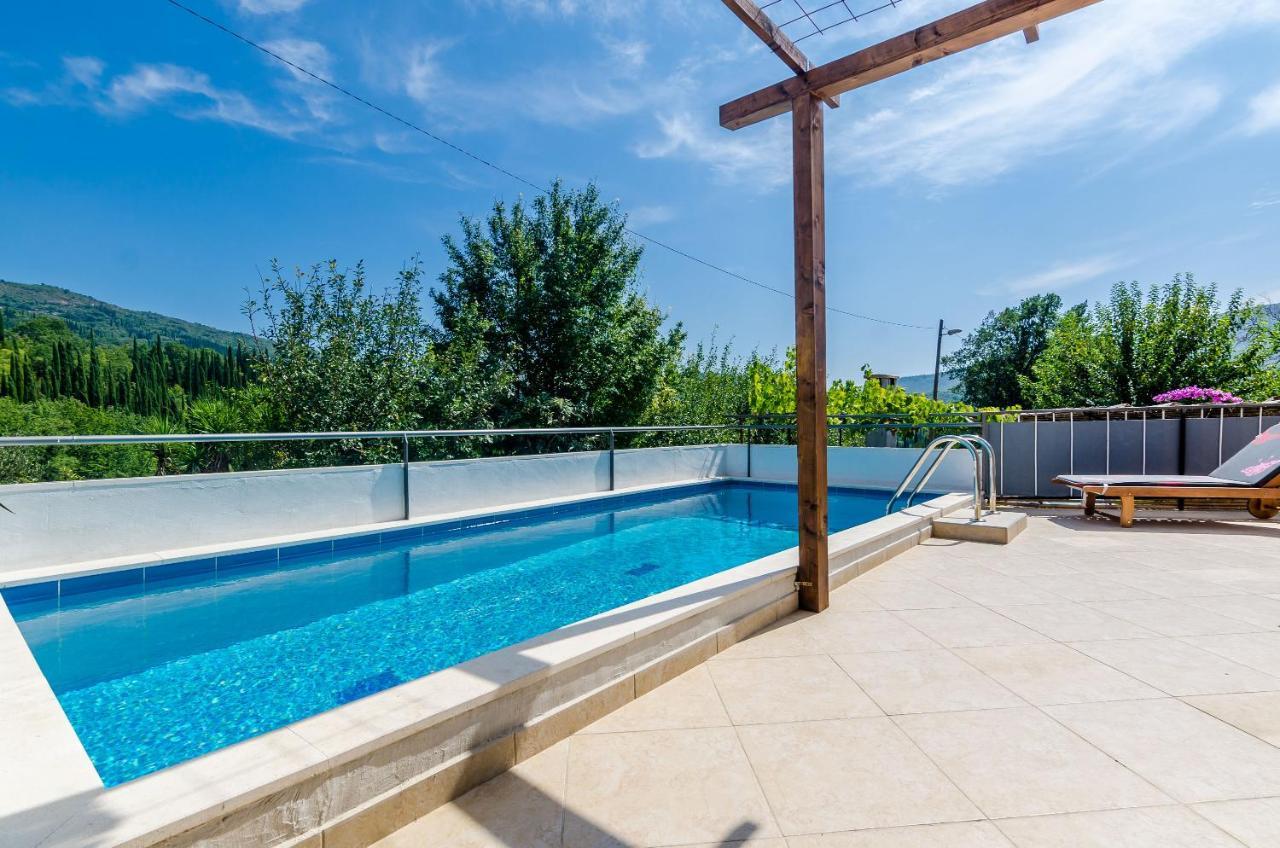 Villa Dalmatian Gem Gruda Exteriör bild